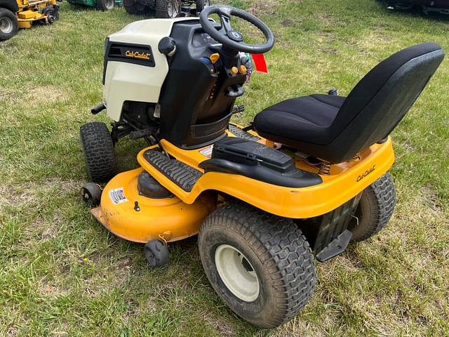 Image of Cub Cadet LT1046 equipment image 2