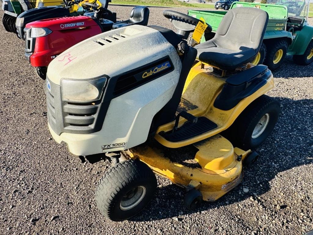 Cub Cadet LTX1050 Equipment Image0