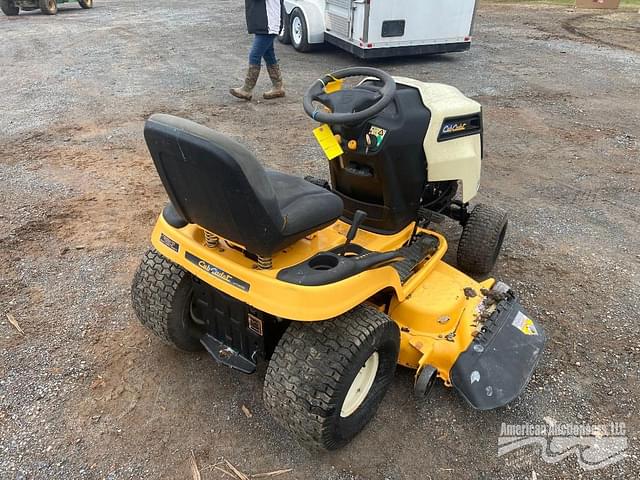 Image of Cub Cadet LTX1050 equipment image 2