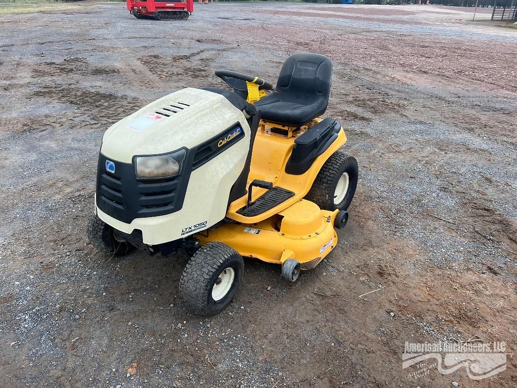 Image of Cub Cadet LTX1050 Primary image