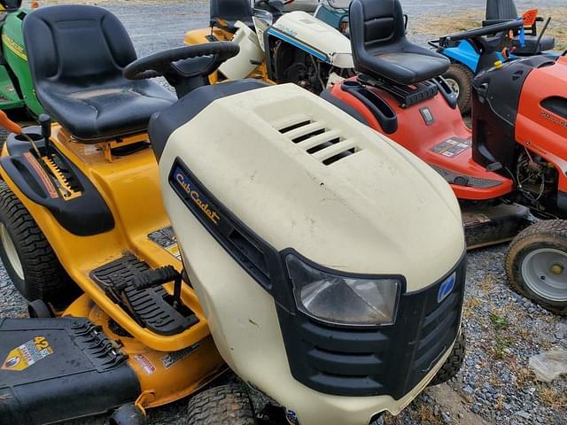 Image of Cub Cadet LTX1042 equipment image 2