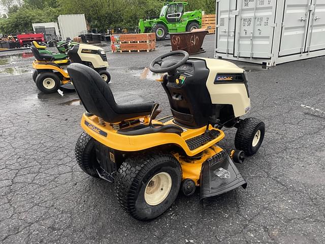 Image of Cub Cadet LTX1042 equipment image 2