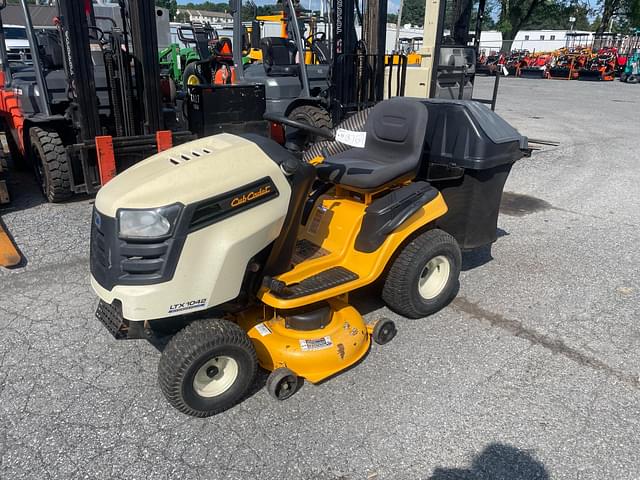 Image of Cub Cadet LTX1042 equipment image 1
