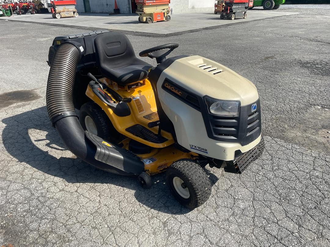 Image of Cub Cadet LTX1042 Primary image