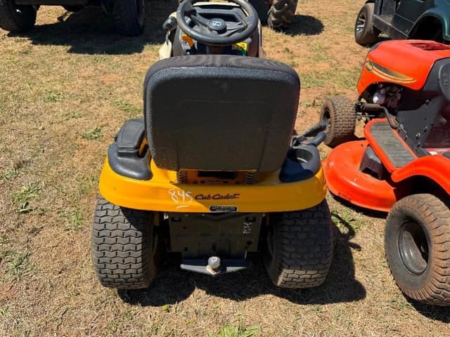 Image of Cub Cadet LTX1042 equipment image 3