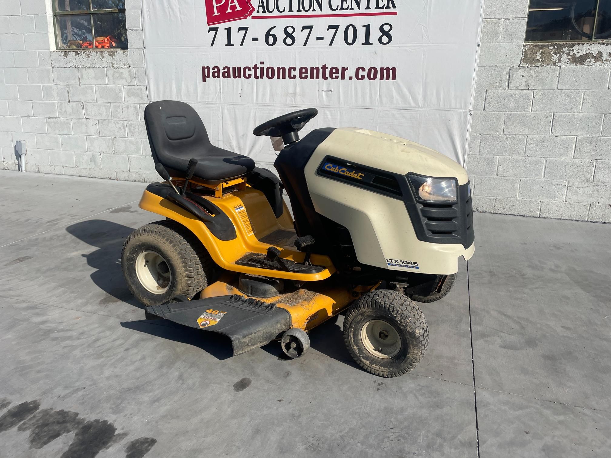 Cub Cadet LTX1045 Equipment Image0