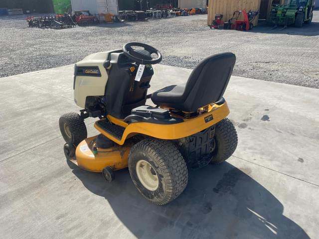 Image of Cub Cadet LTX1045 equipment image 2