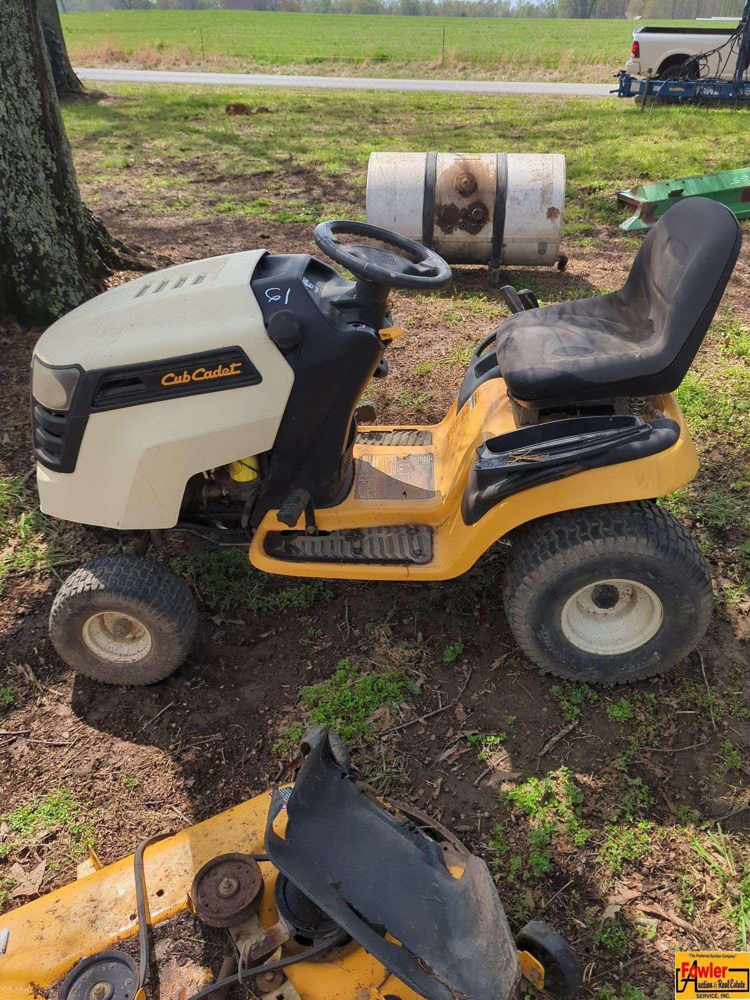 Main image Cub Cadet LTX1045