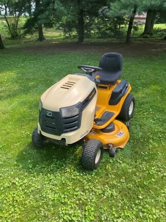 Main image Cub Cadet LTX1046