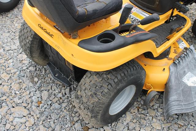 Image of Cub Cadet LTX1046 equipment image 3