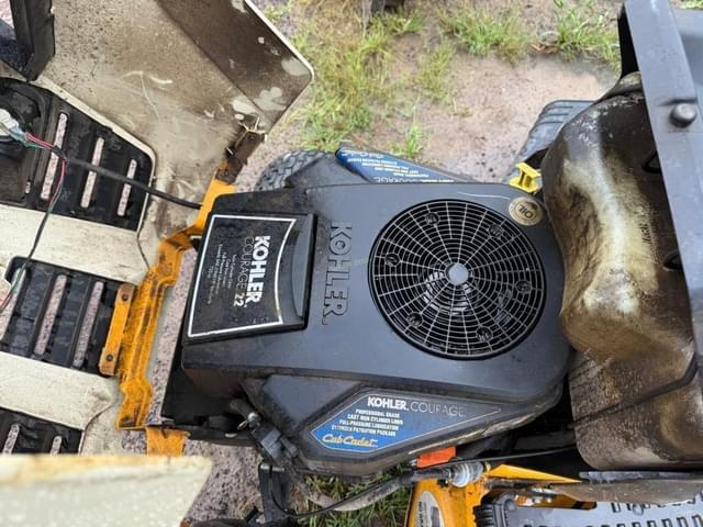 Image of Cub Cadet LTX1046 equipment image 4