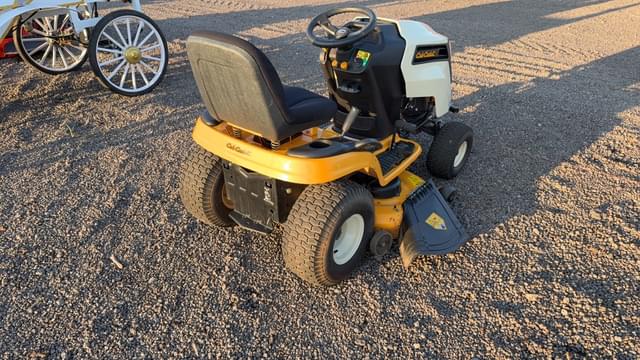 Image of Cub Cadet LTX1046KW equipment image 4