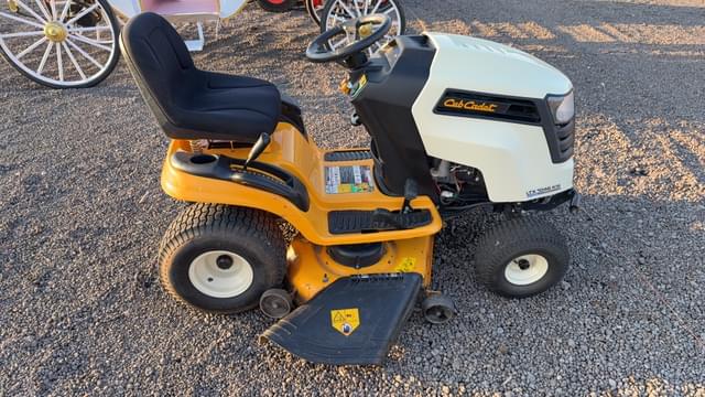 Image of Cub Cadet LTX1046KW equipment image 3