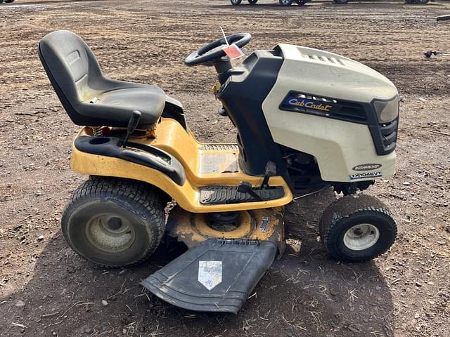 Image of Cub Cadet LTX1046 equipment image 3