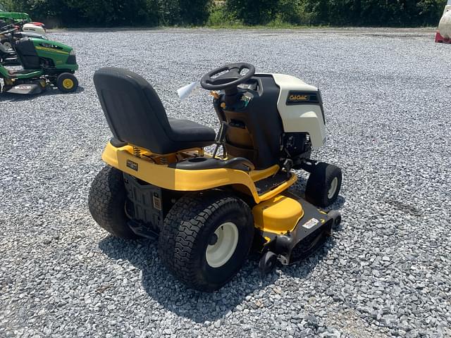 Image of Cub Cadet LTX1050 equipment image 2