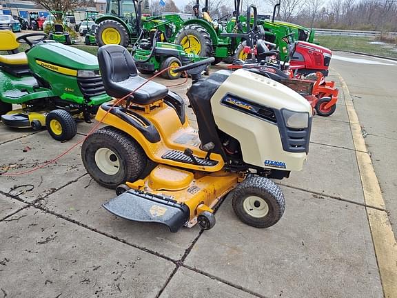 Image of Cub Cadet LTX1050 equipment image 2