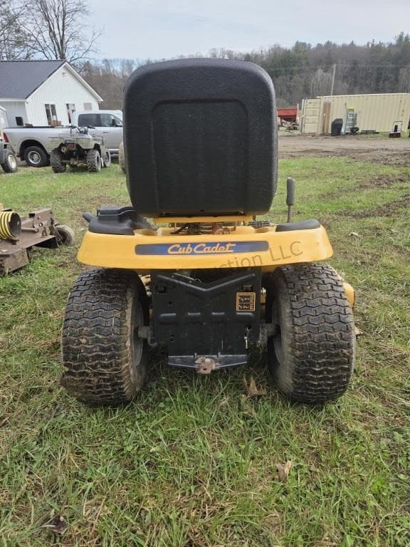 Image of Cub Cadet LTX1050 equipment image 3
