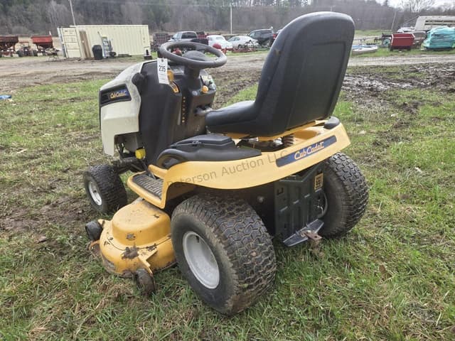 Image of Cub Cadet LTX1050 equipment image 2