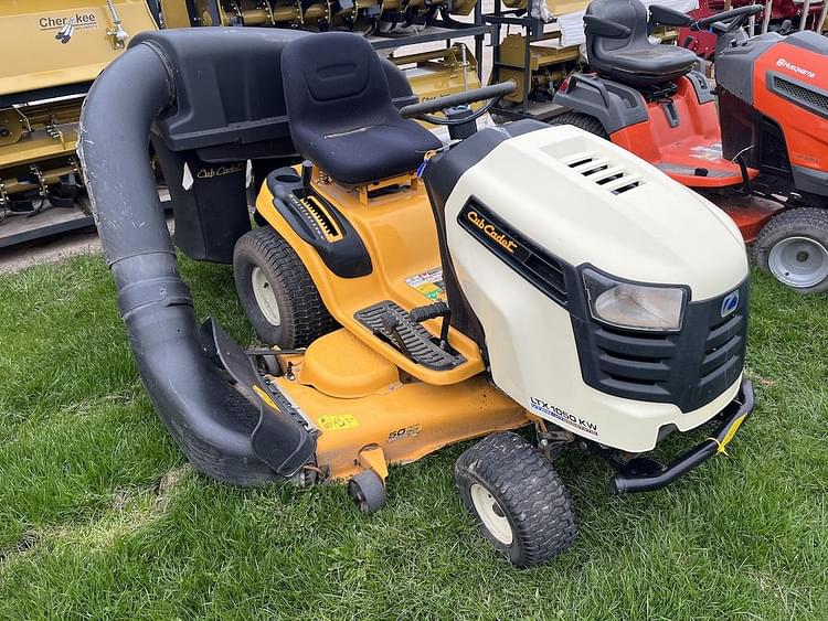 Cub cadet best sale ltx 1050 kw