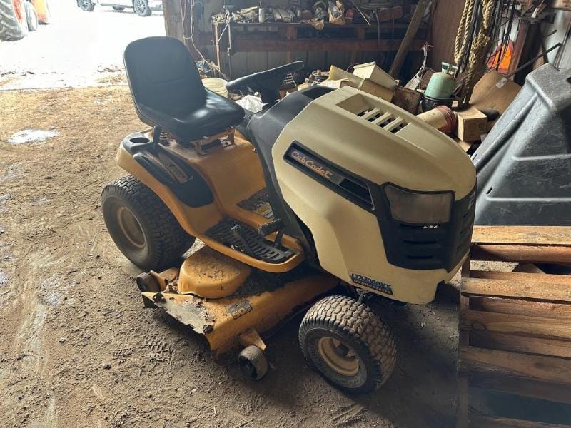 Main image Cub Cadet LTX1050VT