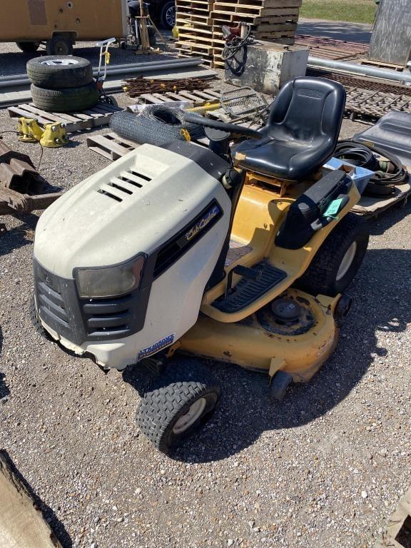 Image of Cub Cadet LTX1050VT Image 1