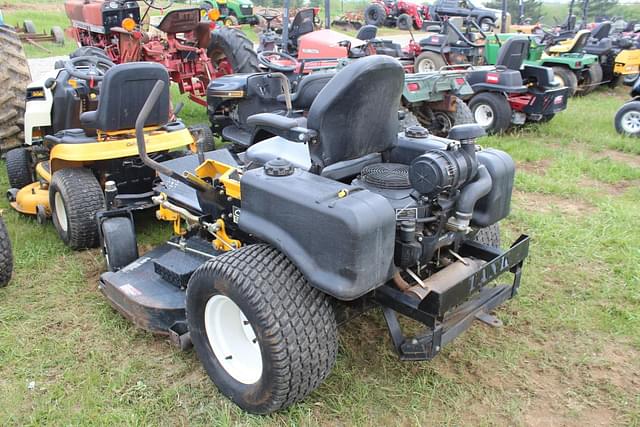 Image of Cub Cadet TANK M60 equipment image 2