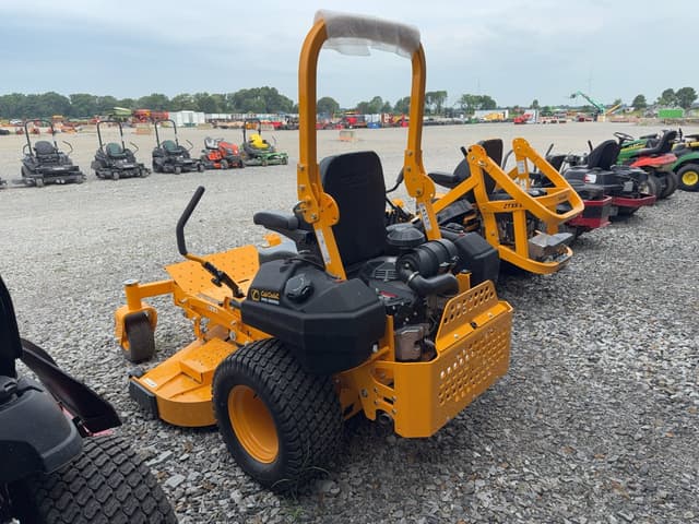 Image of Cub Cadet PRO Z 700 equipment image 3