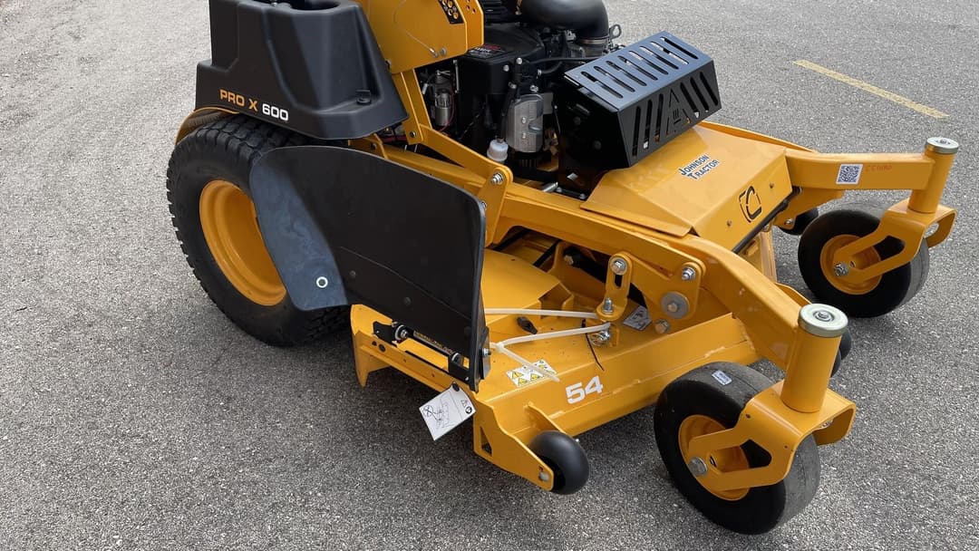 Image of Cub Cadet Pro X 654 Image 1
