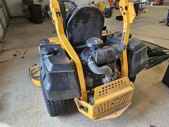 Image of Cub Cadet PRO Z 100 equipment image 4