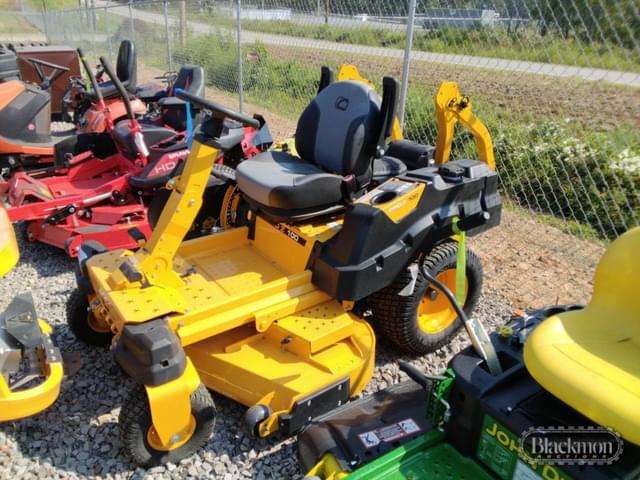 Image of Cub Cadet PRO Z 100 equipment image 2