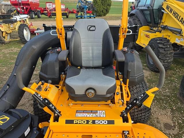 Image of Cub Cadet Pro Z 500 equipment image 3