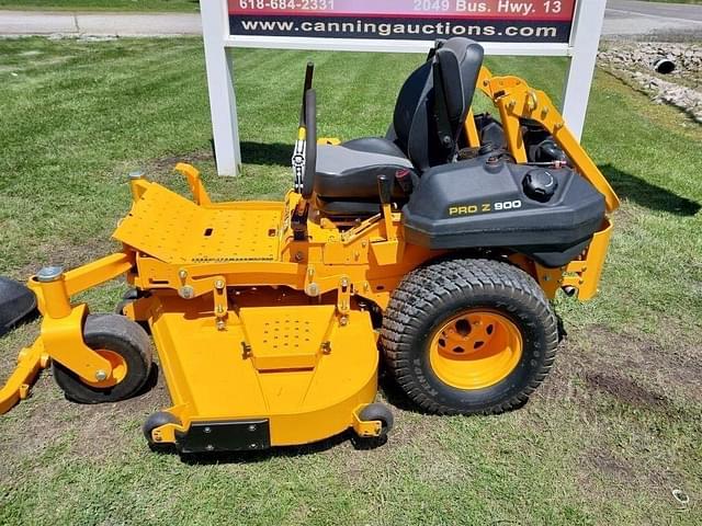 Image of Cub Cadet PRO Z900 equipment image 4