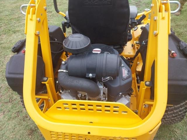 Image of Cub Cadet PRO Z900 equipment image 3