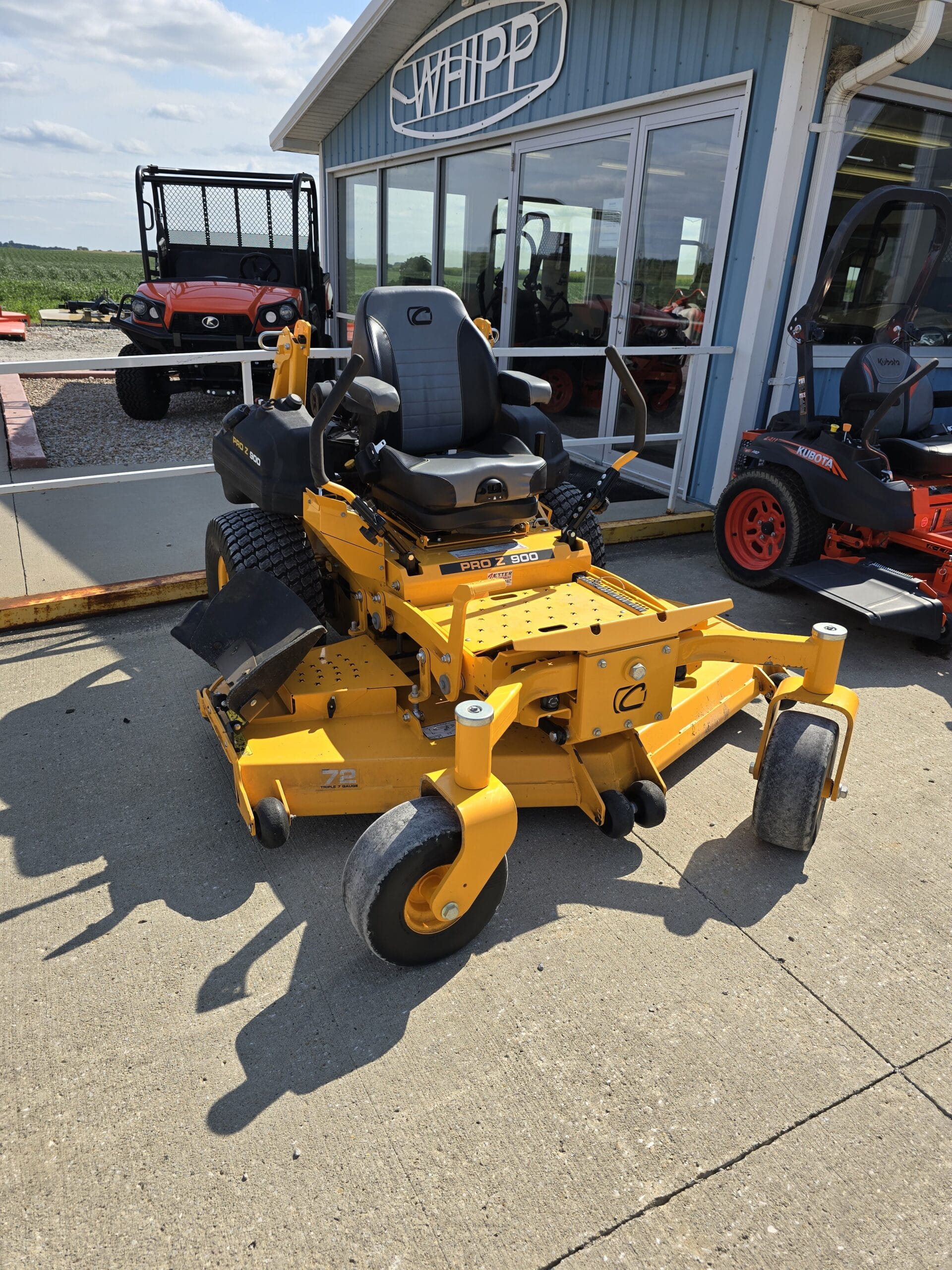 2022 Cub Cadet Pro Z 972SD Equipment Image0