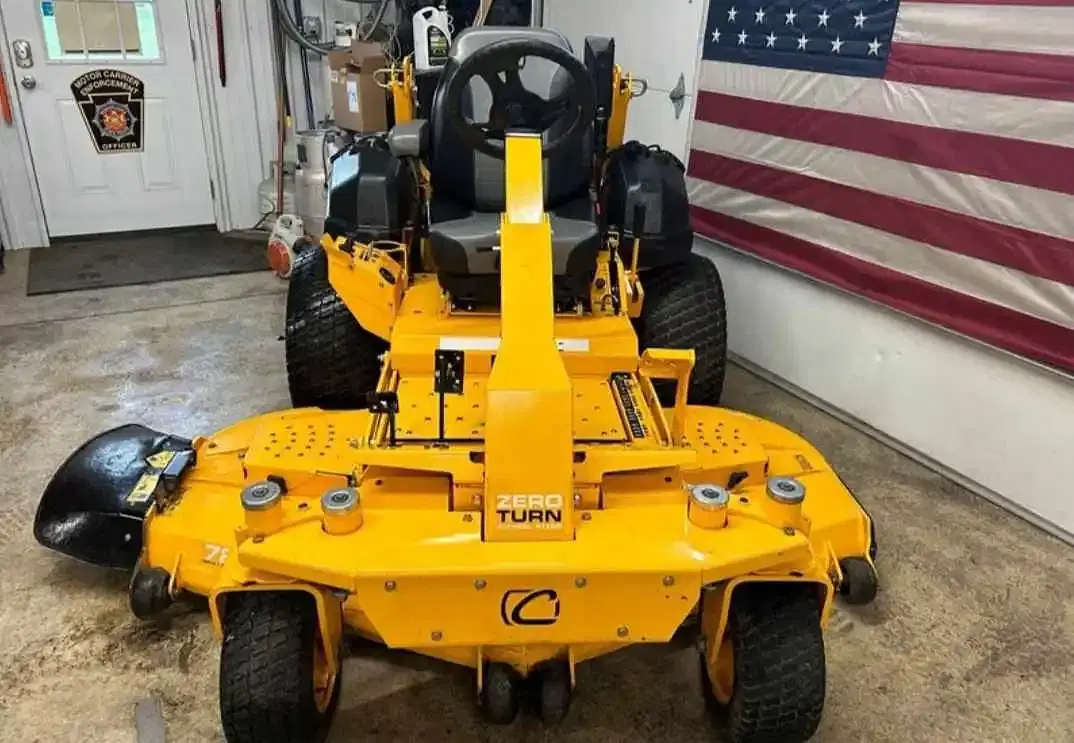 Image of Cub Cadet Pro Z972S Image 1