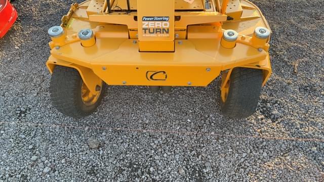 Image of Cub Cadet PRO Z900 equipment image 3