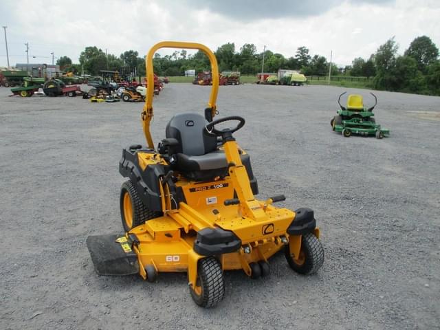 Image of Cub Cadet PRO Z 100 equipment image 1