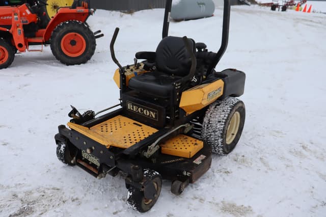 Image of Cub Cadet Recon equipment image 2