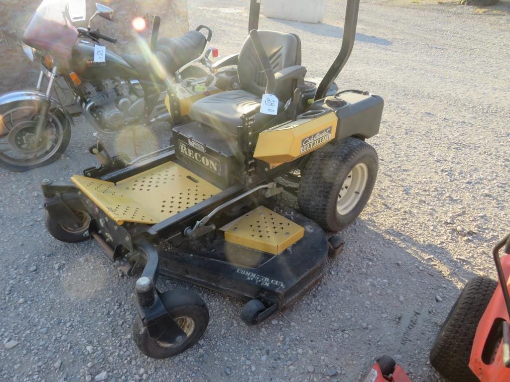 Main image Cub Cadet Recon