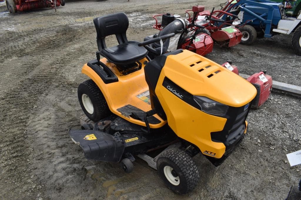 Image of Cub Cadet XT1 Image 1
