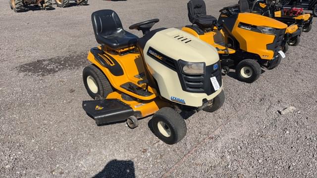 Image of Cub Cadet LTX1046 equipment image 2