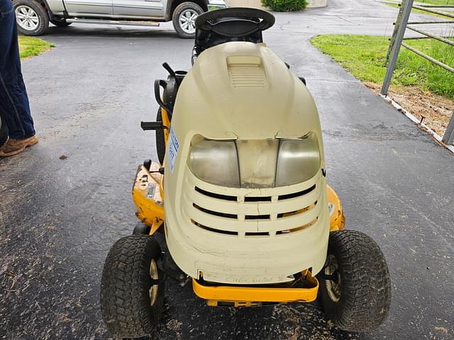 Image of Cub Cadet LT1018 equipment image 1