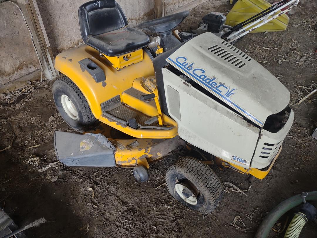Image of Cub Cadet 2166 Primary image