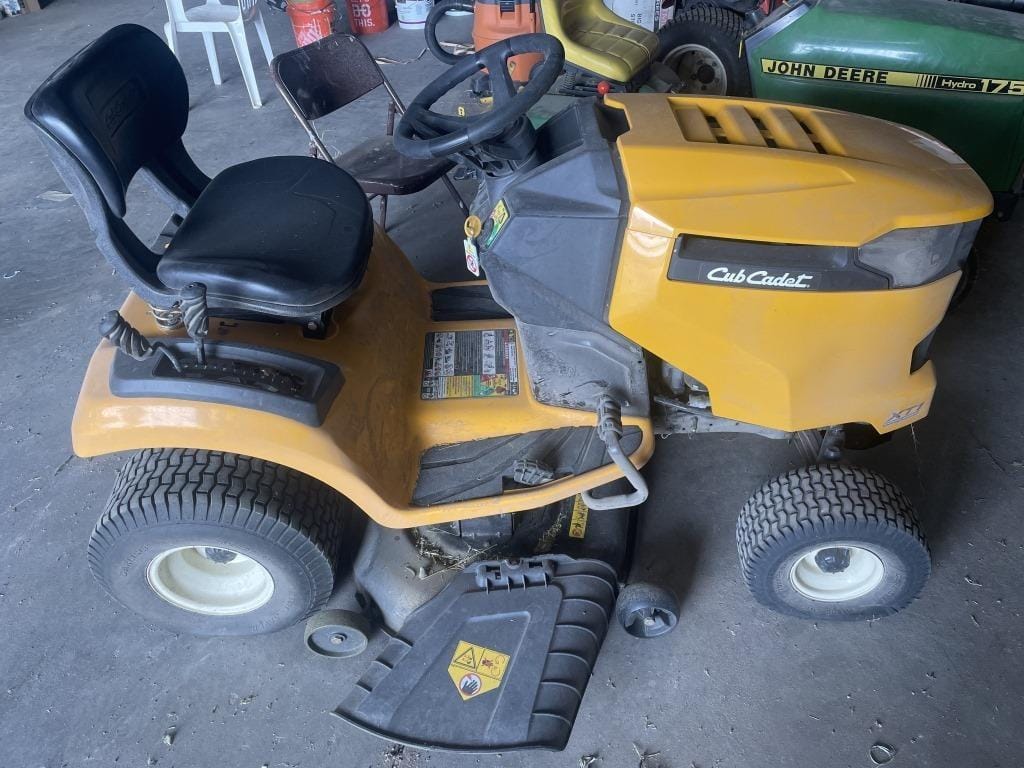 Main image Cub Cadet XT1