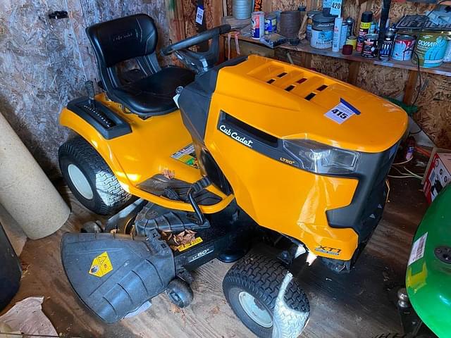 Image of Cub Cadet XT1 equipment image 4