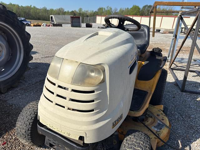 Image of Cub Cadet LT1042 equipment image 1