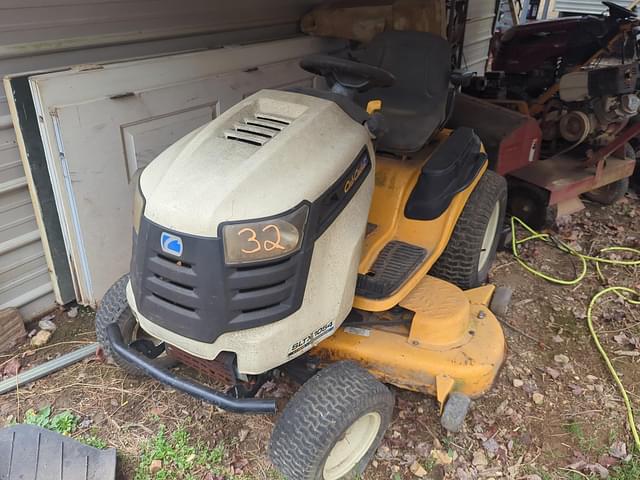 Image of Cub Cadet SLTX1054 equipment image 3