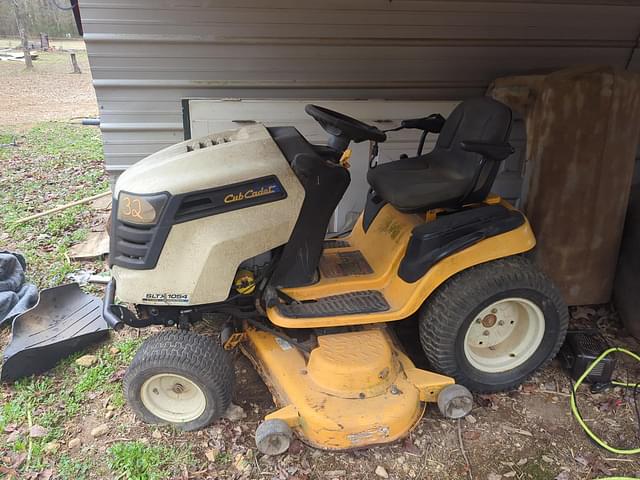 Image of Cub Cadet SLTX1054 equipment image 1