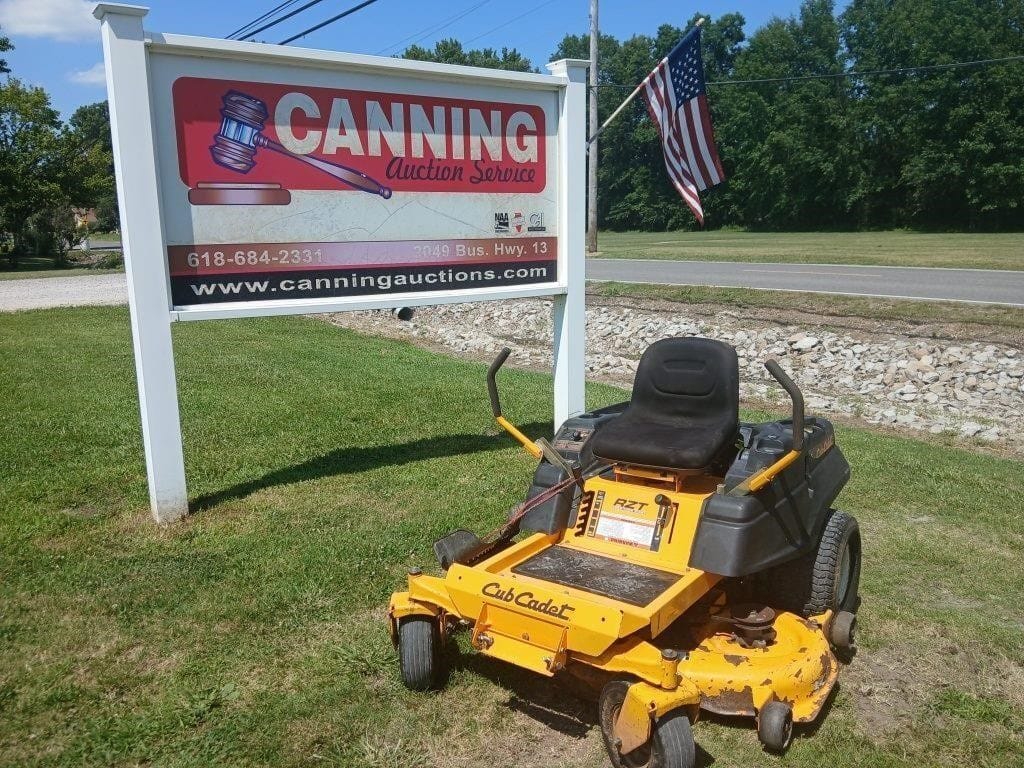 Cub Cadet RZT Equipment Image0