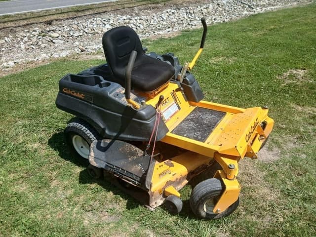 Image of Cub Cadet RZT equipment image 2